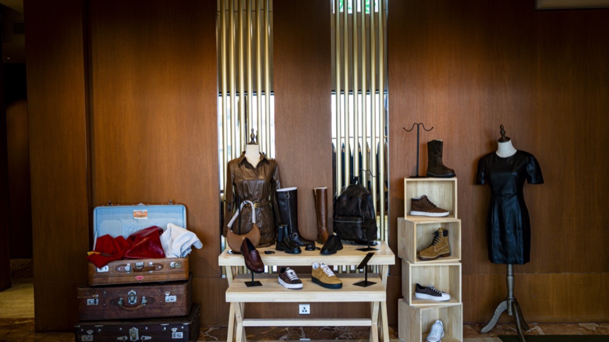 Simona Leather Fair 64