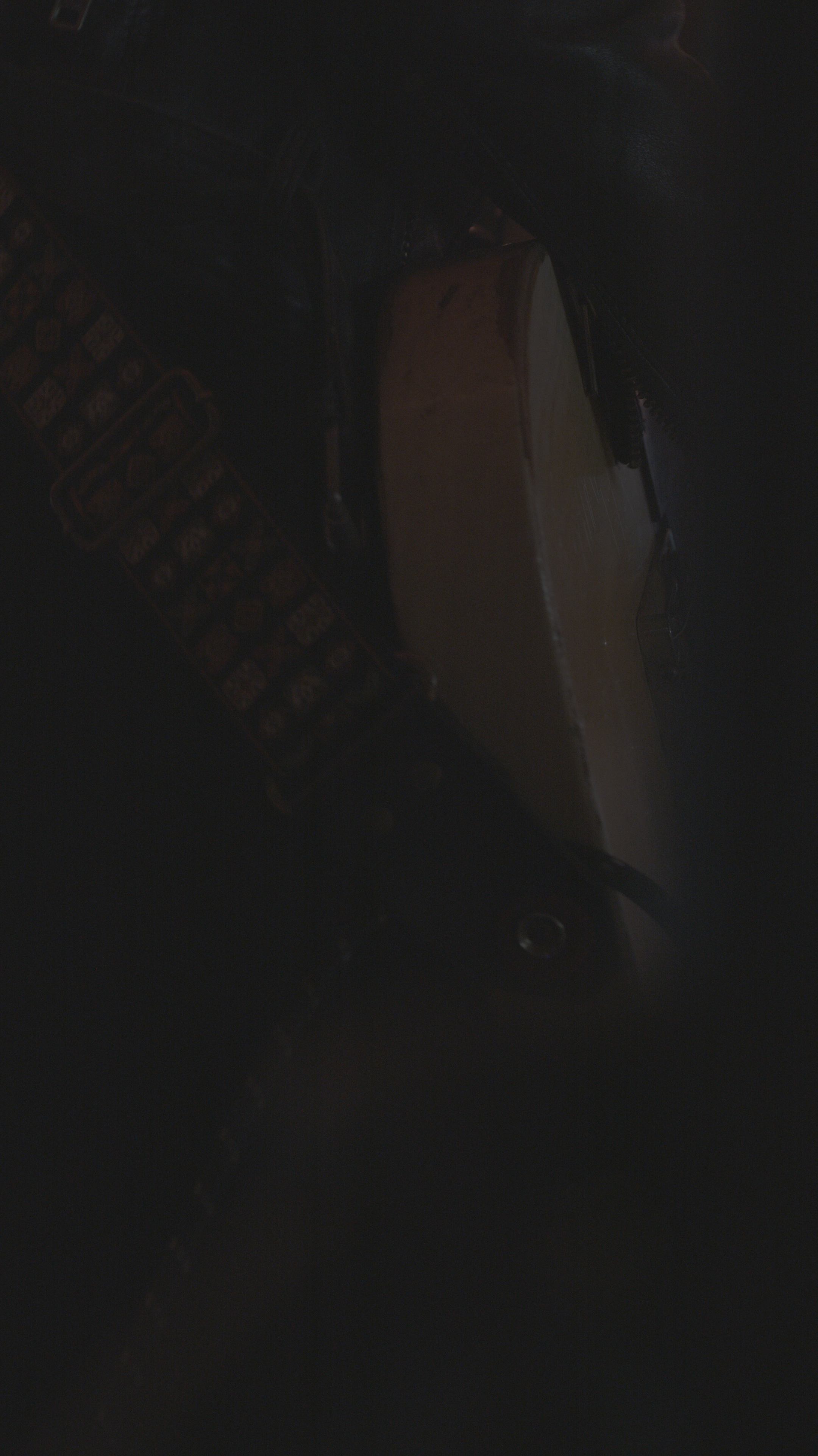 Lenny Monsou Still 3