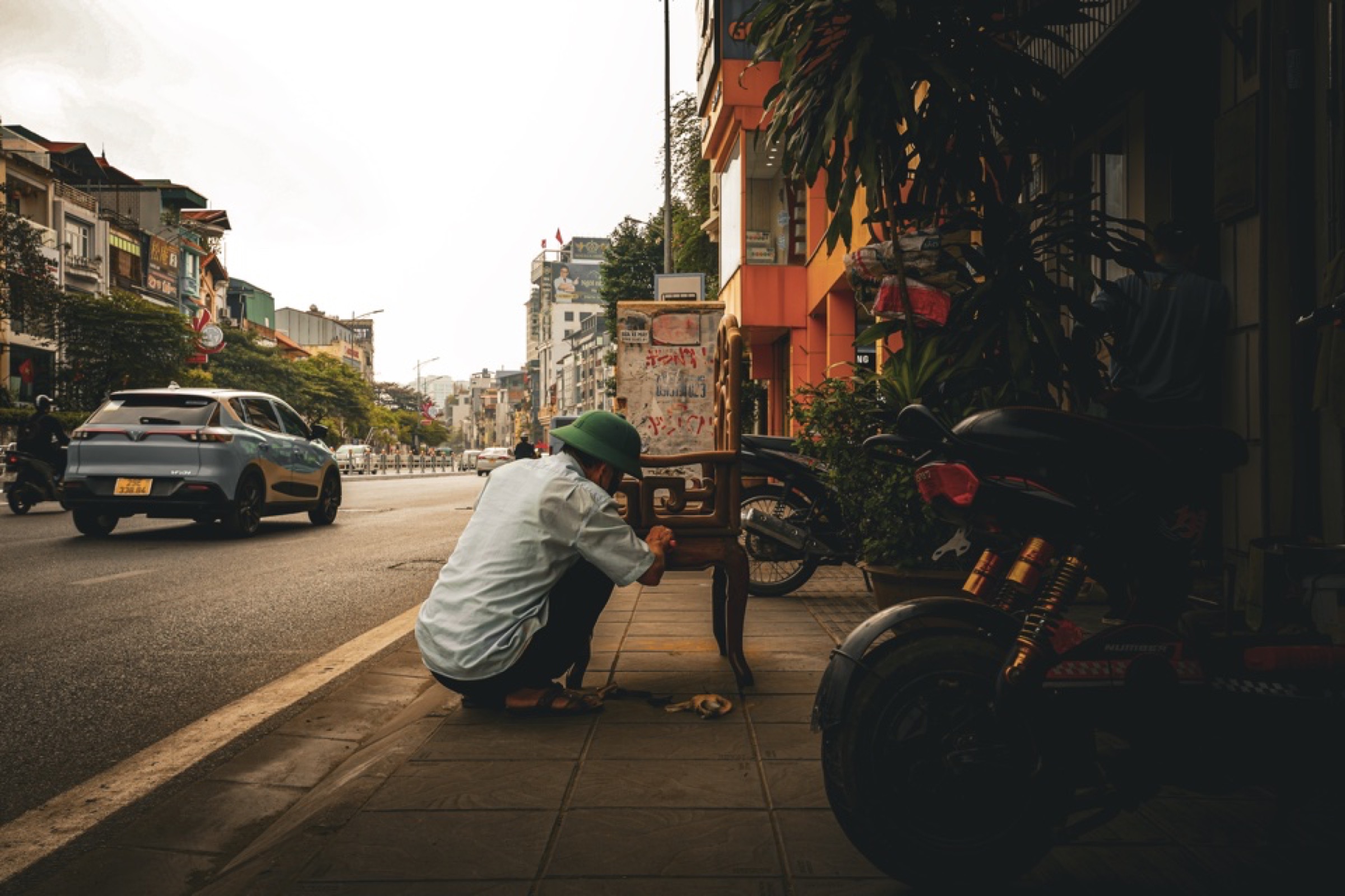 Hanoi — Le Duan 098